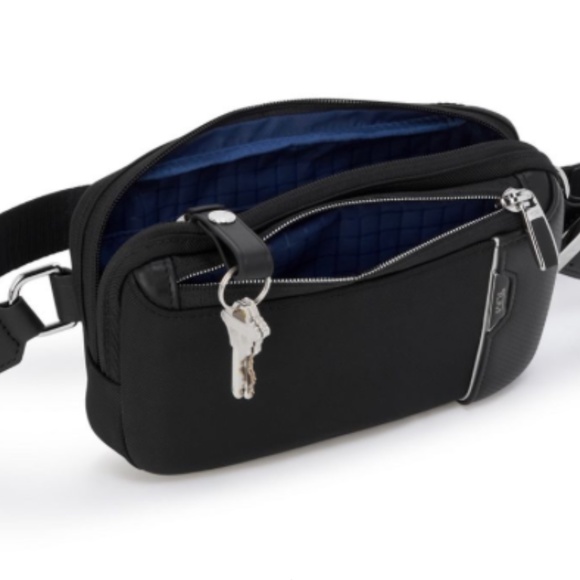 Tumi messina arrive utility pouch (cross body) - Picture 11 of 12